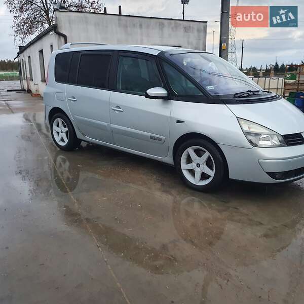 Минивэн Renault Espace 2002 в Костополе