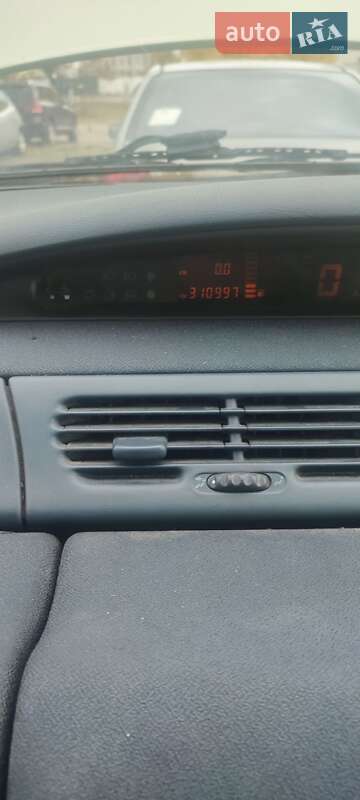 Минивэн Renault Espace 2001 в Киеве