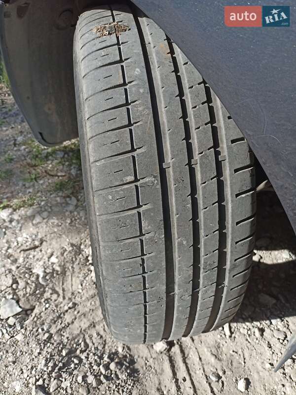 Мінівен Renault Espace 2004 в Дніпрі