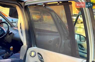Минивэн Renault Espace 2004 в 