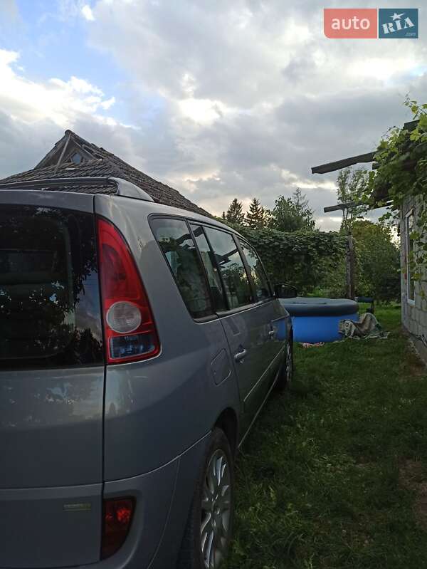 Мінівен Renault Espace 2004 в Хмельницькому