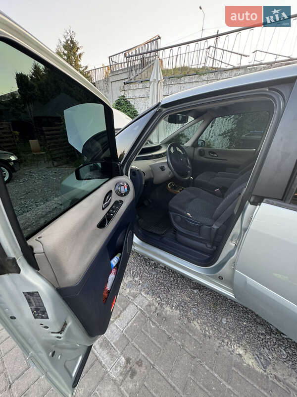 Мінівен Renault Espace 2003 в Львові фото 9 Мінівен Renault Espace 2003 в Львові