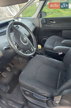Минивэн Renault Espace 2005 в 