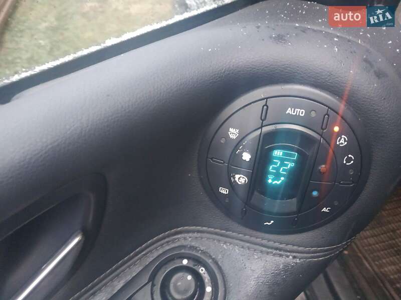 Мінівен Renault Espace 2011 в Львові
