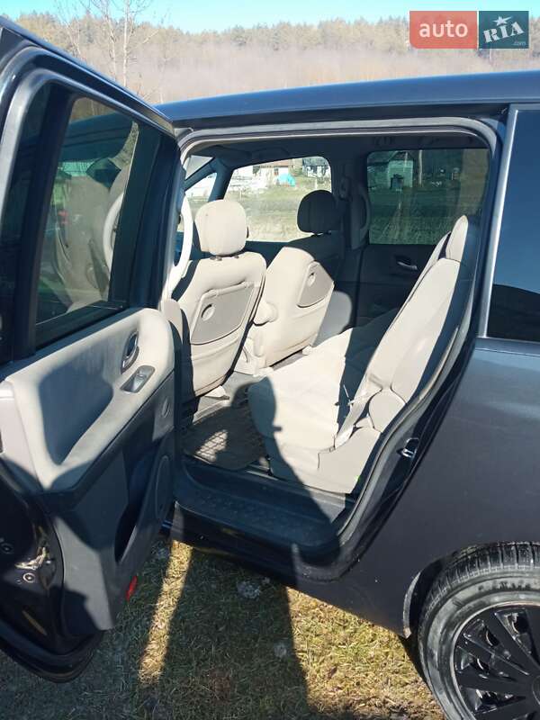 Минивэн Renault Espace 2004 в Борщеве