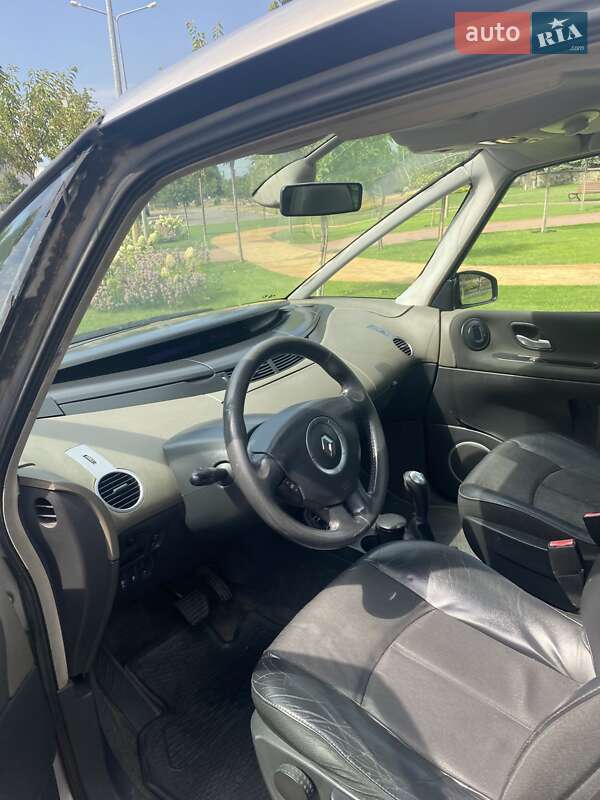 Минивэн Renault Espace 2004 в Кременчуге