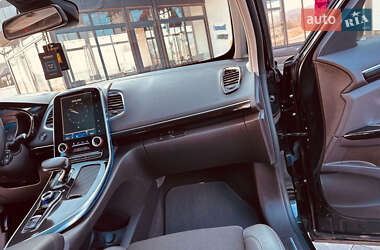 Минивэн Renault Espace 2016 в 