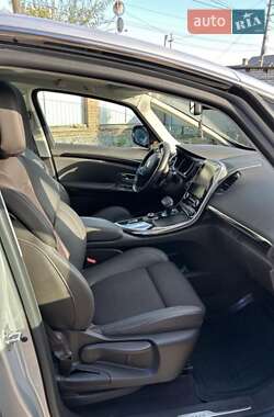 Минивэн Renault Espace 2017 в 