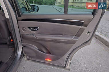Мінівен Renault Espace 2015 в 