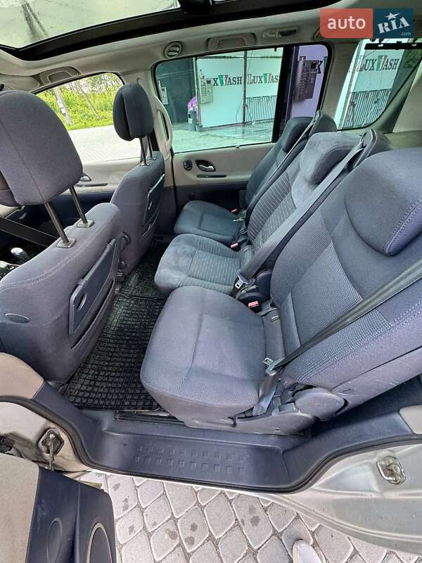 Минивэн Renault Espace 2005 в Дрогобыче