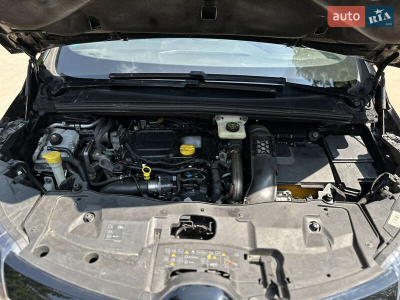 Минивэн Renault Espace 2016 в Львове