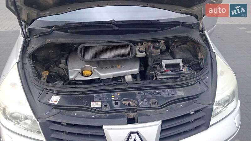 Минивэн Renault Espace 2006 в Виньковцах