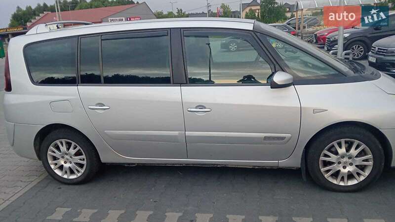 Минивэн Renault Espace 2006 в Виньковцах