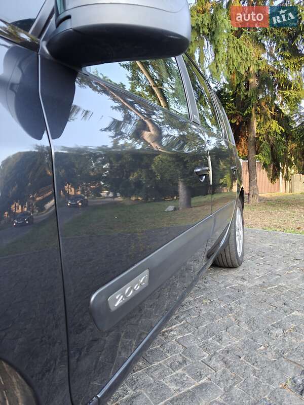 Минивэн Renault Espace 2010 в Гадяче