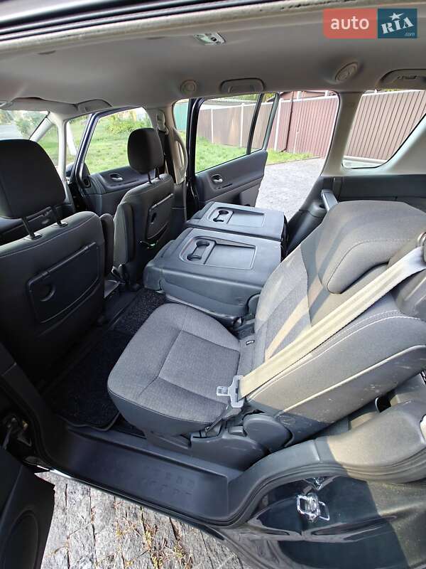 Минивэн Renault Espace 2010 в Гадяче