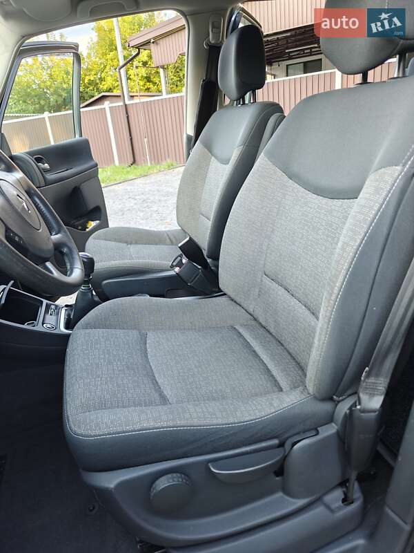 Минивэн Renault Espace 2010 в Гадяче