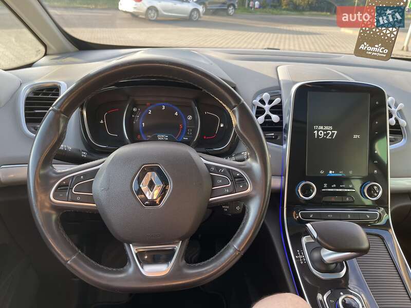 Минивэн Renault Espace 2015 в Нововолынске фото 15 Минивэн Renault Espace 2015 в Нововолынске