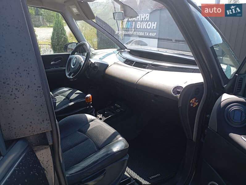 Минивэн Renault Espace 2004 в Буске