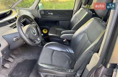 Минивэн Renault Espace 2005 в  фото 11 Минивэн Renault Espace 2005 в