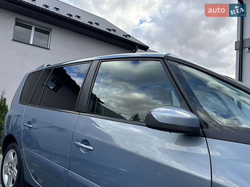 Мінівен Renault Espace 2006 в Дрогобичі