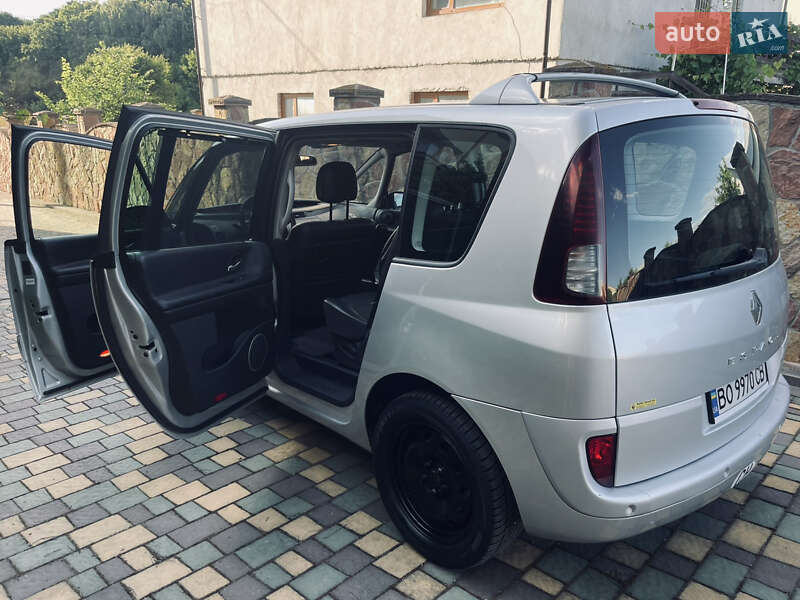 Мінівен Renault Espace 2010 в Тернополі