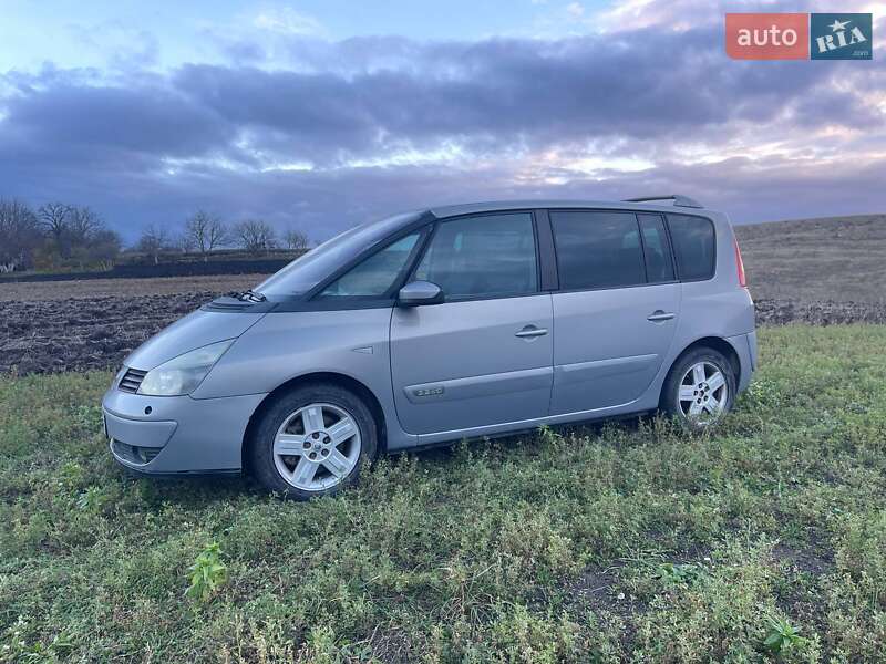 Мінівен Renault Espace 2003 в Кельменцях