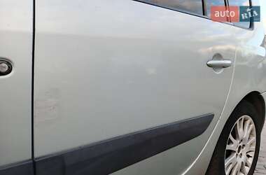 Мінівен Renault Espace 2004 в Запоріжжі