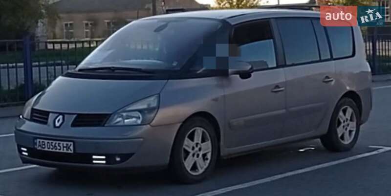 Минивэн Renault Espace 2004 в Долине