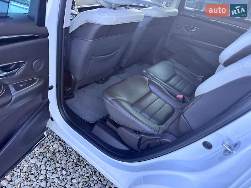 Минивэн Renault Espace 2016 в Ивано-Франковске