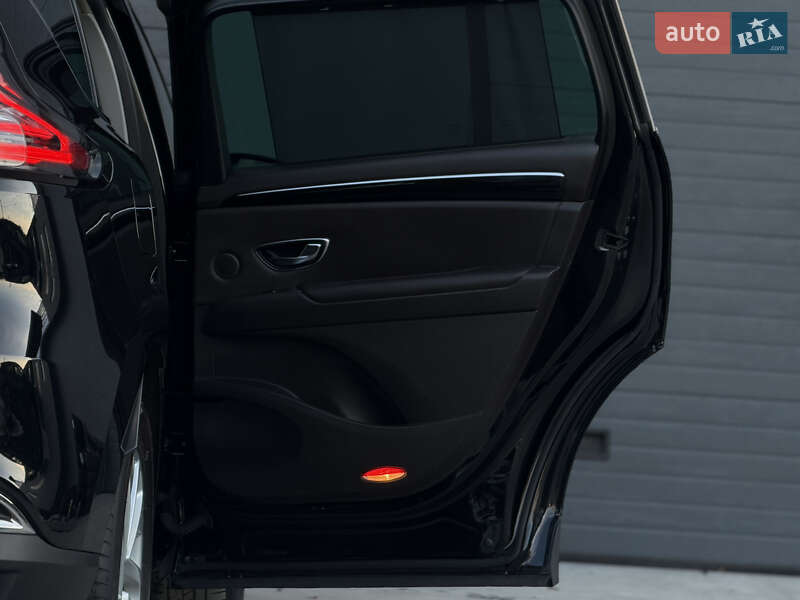 Мінівен Renault Espace 2016 в Дубні