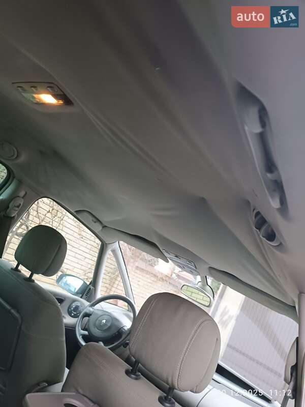 Минивэн Renault Espace 2004 в Черновцах