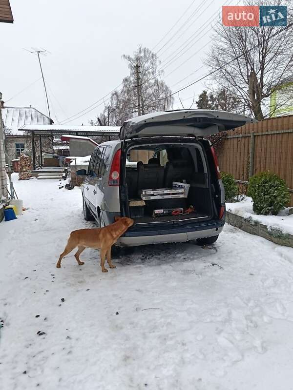 Минивэн Renault Espace 2003 в Фастове