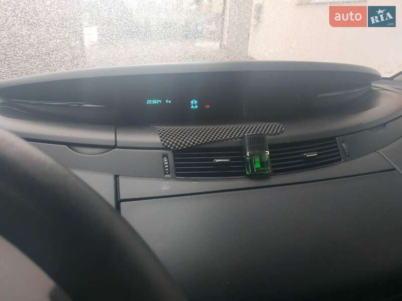 Мінівен Renault Espace 2011 в Львові фото 62 Мінівен Renault Espace 2011 в Львові