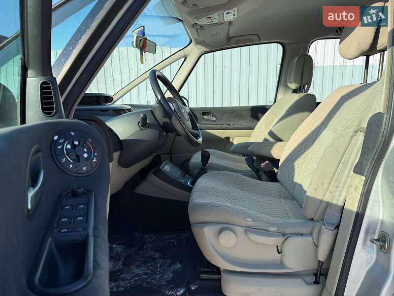 Минивэн Renault Espace 2006 в Киеве