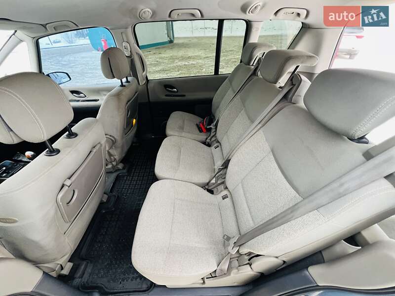 Минивэн Renault Espace 2003 в Черновцах