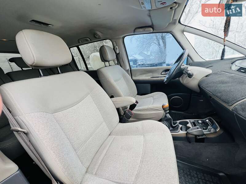 Минивэн Renault Espace 2003 в Черновцах