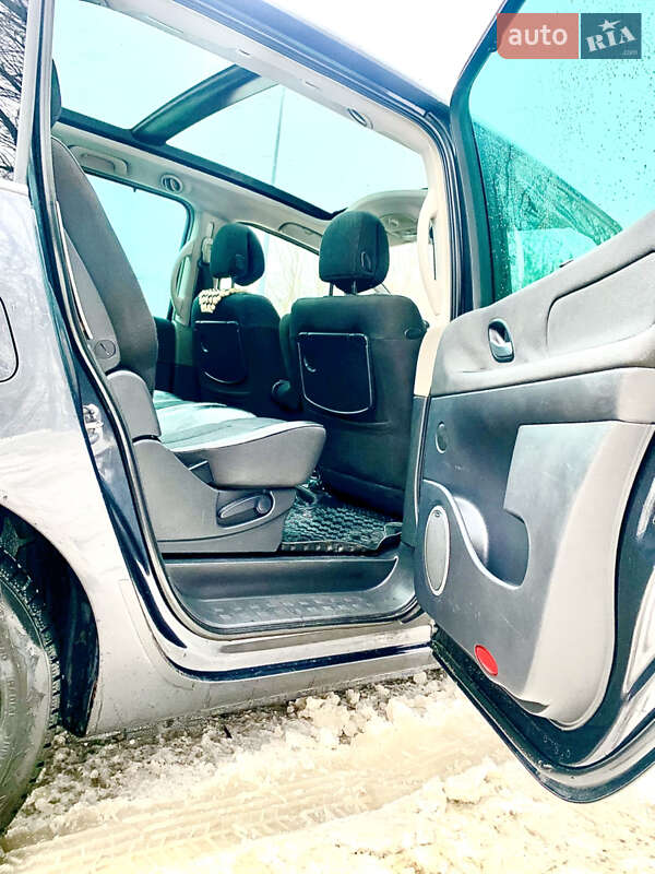 Мінівен Renault Espace 2005 в Сумах