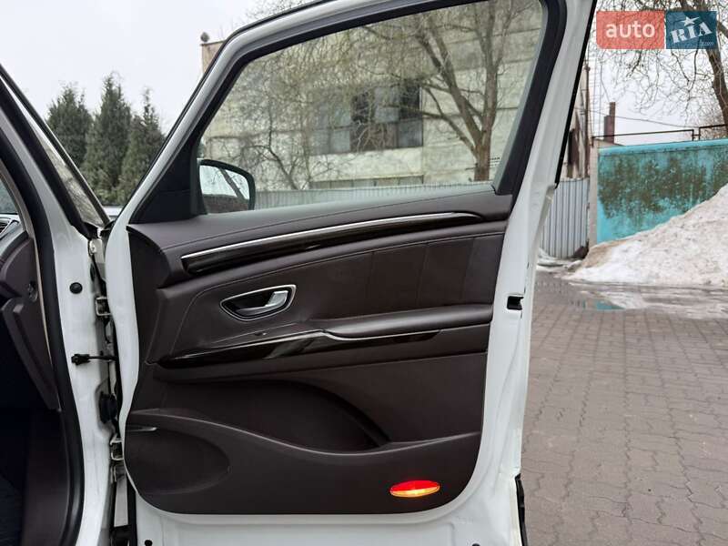 Минивэн Renault Espace 2015 в Луцке фото 66 Минивэн Renault Espace 2015 в Луцке