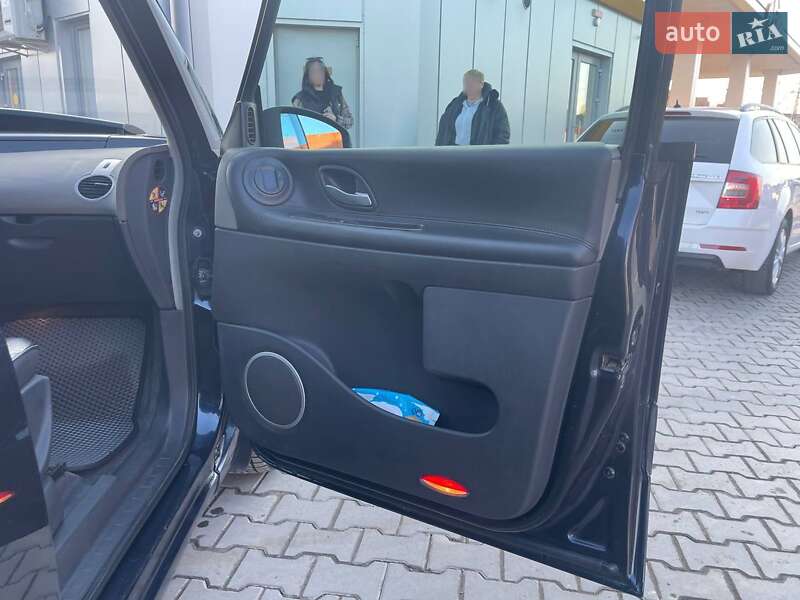 Минивэн Renault Espace 2006 в Луцке