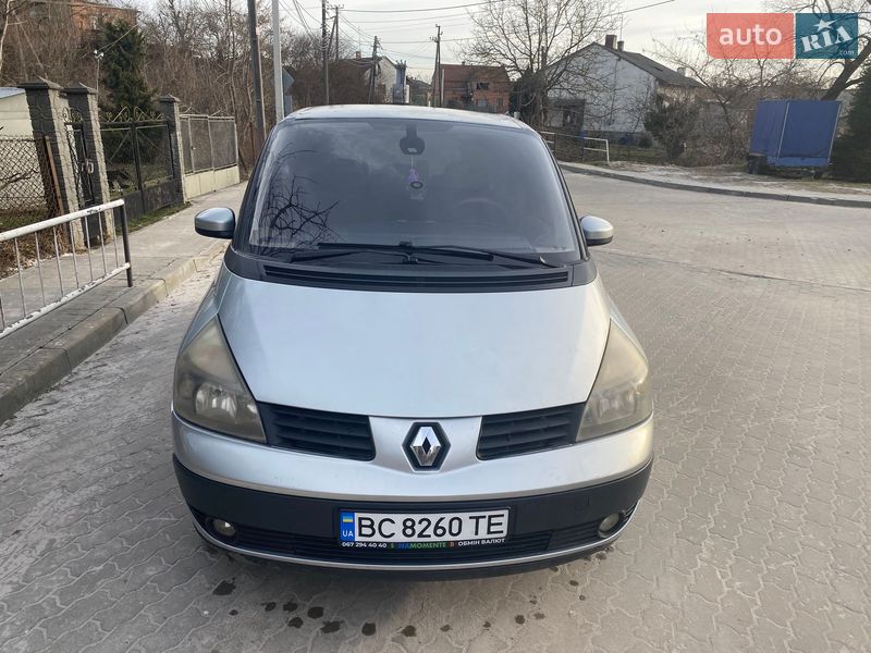 Минивэн Renault Espace 2003 в Городке