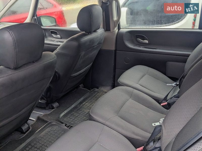 Минивэн Renault Espace 2003 в Буче
