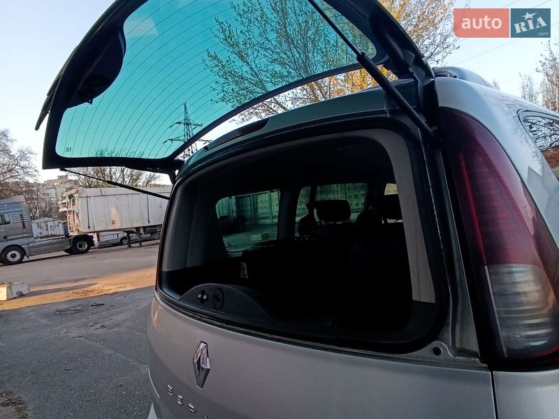 Мінівен Renault Espace 2009 в Києві