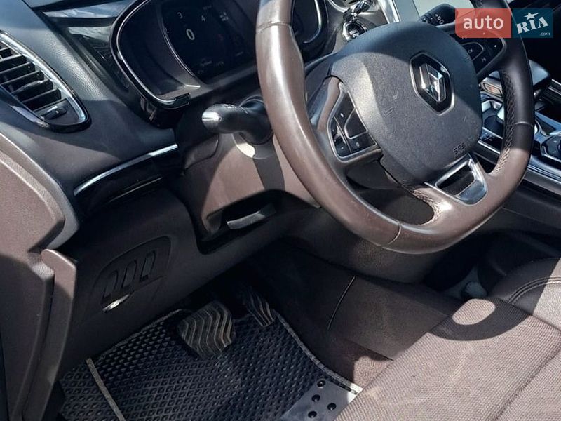 Минивэн Renault Espace 2015 в Киеве