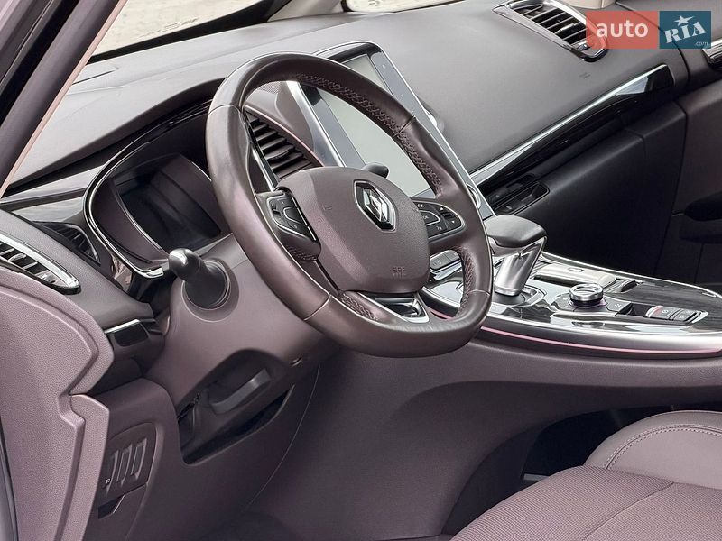 Минивэн Renault Espace 2016 в Дубно