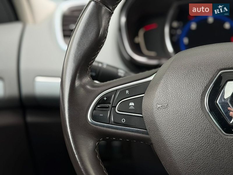 Минивэн Renault Espace 2015 в Киеве
