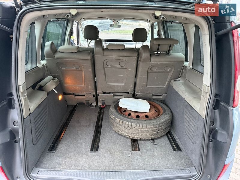 Минивэн Renault Espace 2006 в Ровно
