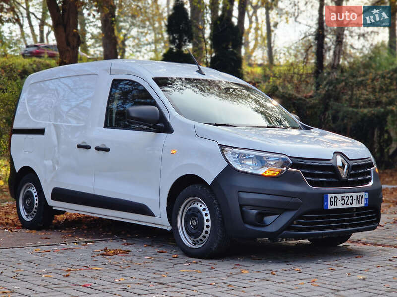Грузовой фургон Renault Express 2023 в Дрогобыче