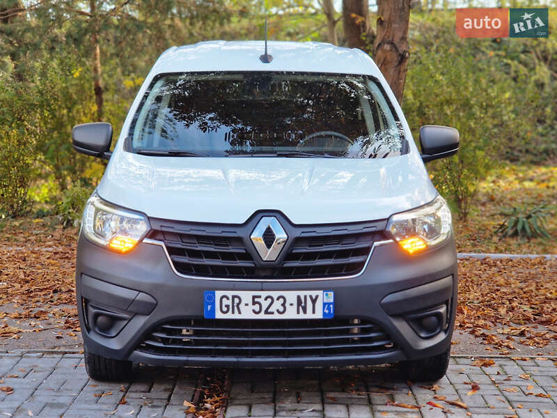 Грузовой фургон Renault Express 2023 в Дрогобыче