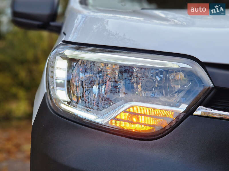 Грузовой фургон Renault Express 2023 в Дрогобыче