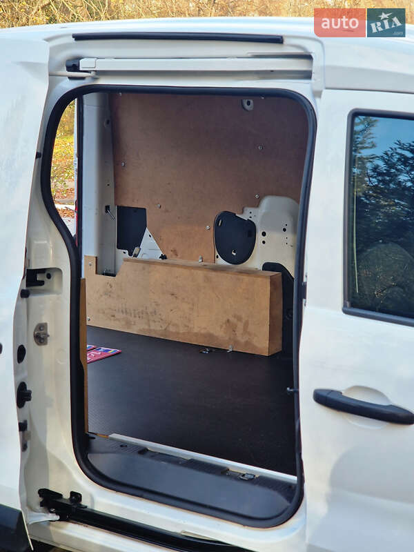 Грузовой фургон Renault Express 2023 в Дрогобыче